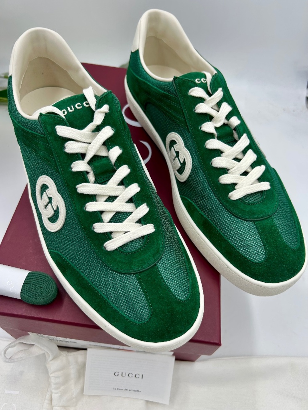 Men’s Gucci G75 “Interlocking G-Green Suede” Low Top Sneakers. Size 13.